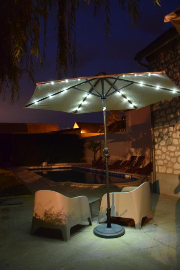 Au Fil De L'O Bed & Breakfast Bisseuil Luaran gambar