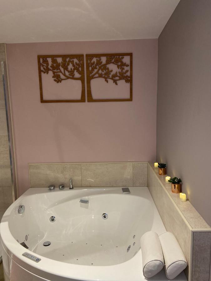 Au Fil De L'O Bed & Breakfast Bisseuil Luaran gambar